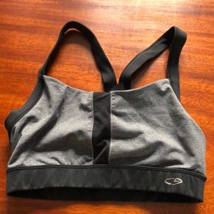 sportsbra